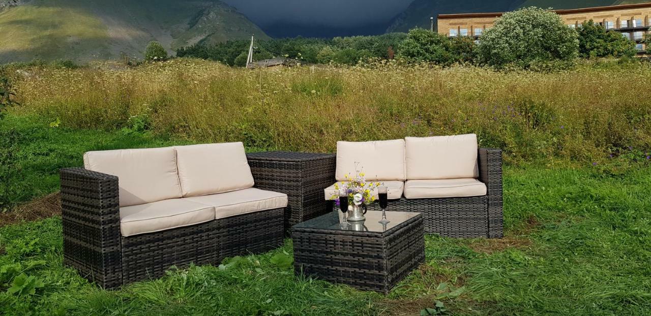 Hotel Milla Kazbegi Esterno foto